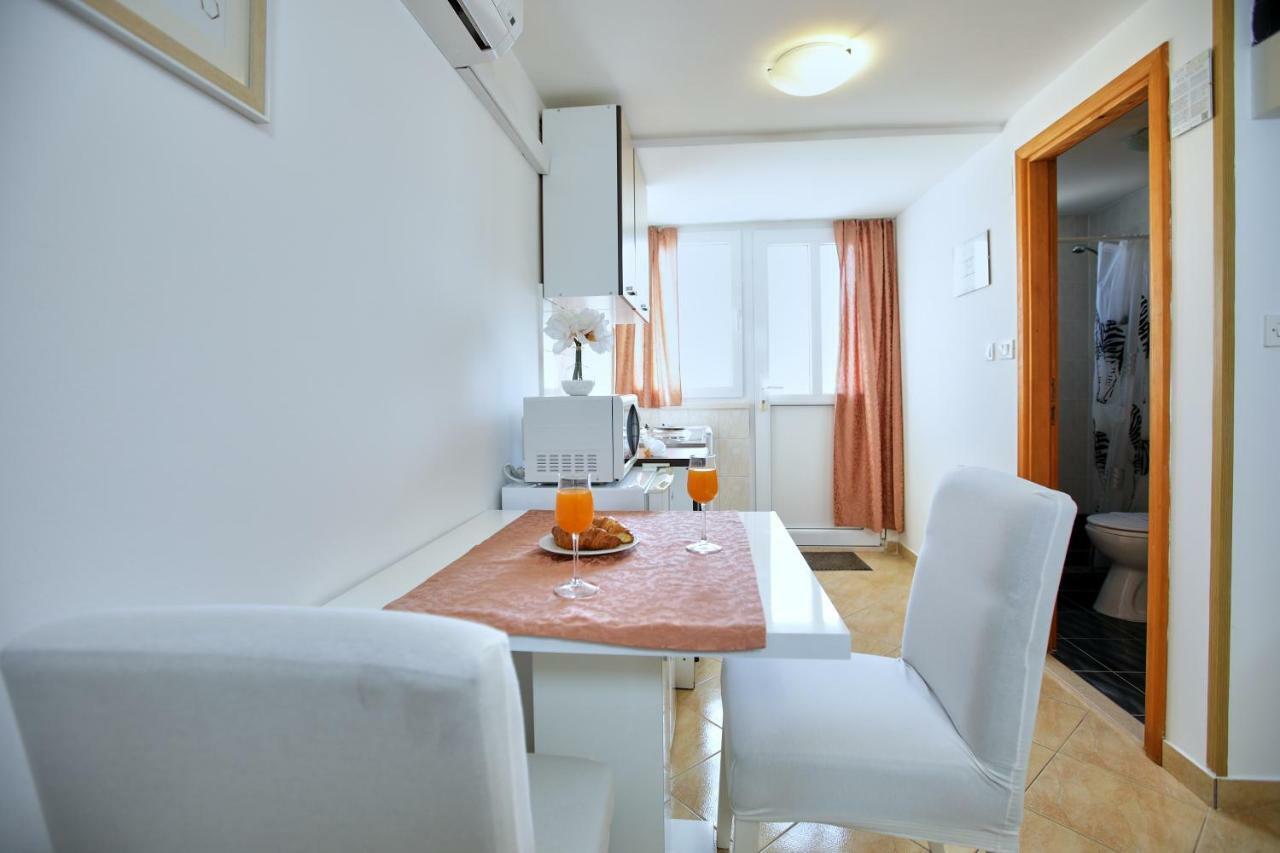Studio Kristic, Cozy Studio With A Terrace Dubrovnik Eksteriør billede